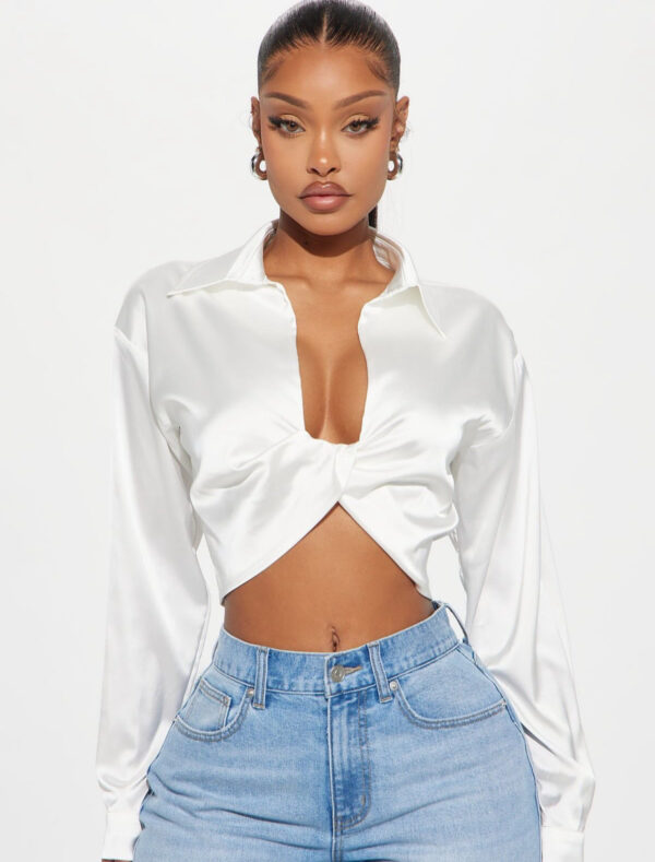 Long sleeve cropped top