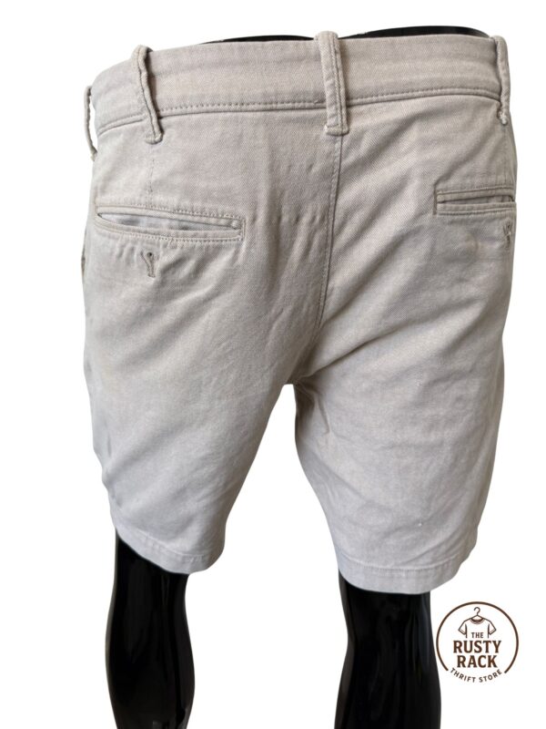 EXPRESS SLIM ABOVE THE KNEE SHORTS - Image 3