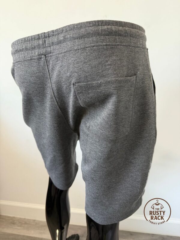 KENNETH COLE ACTIVE WEAR SHORTS - Image 4