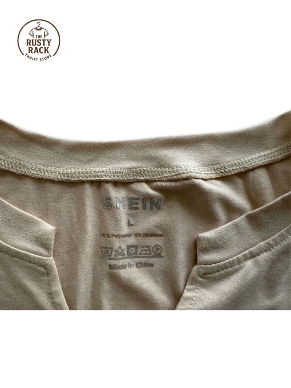 SHEIN Tee Shirt - Image 4