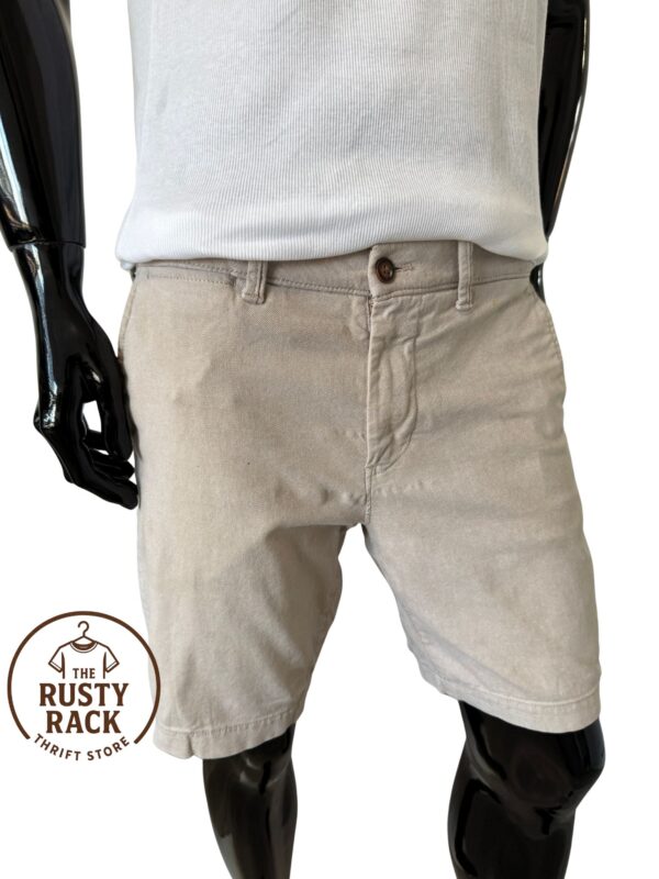 EXPRESS SLIM ABOVE THE KNEE SHORTS - Image 2