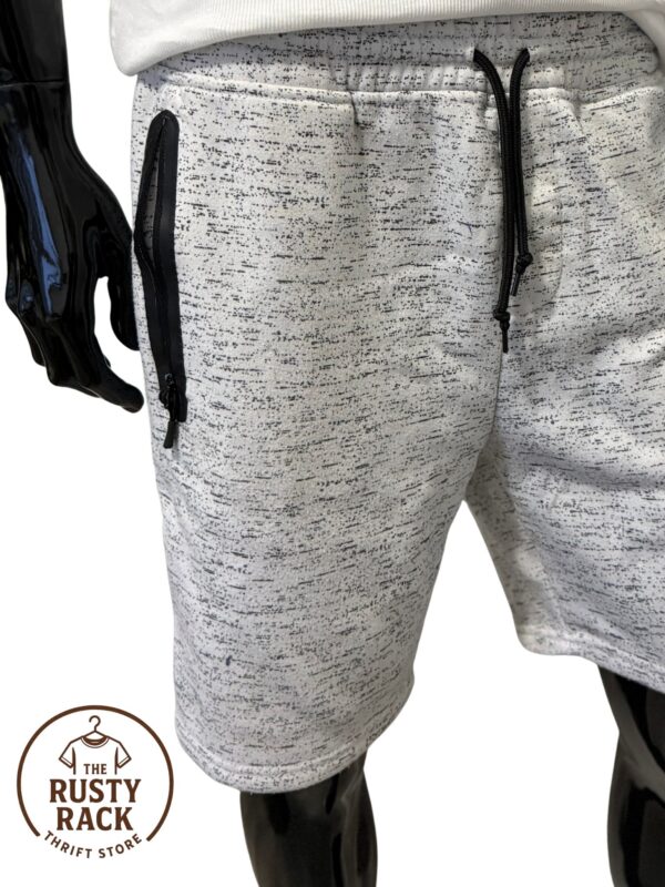 ACTIVE WEAR SHORT PANTS